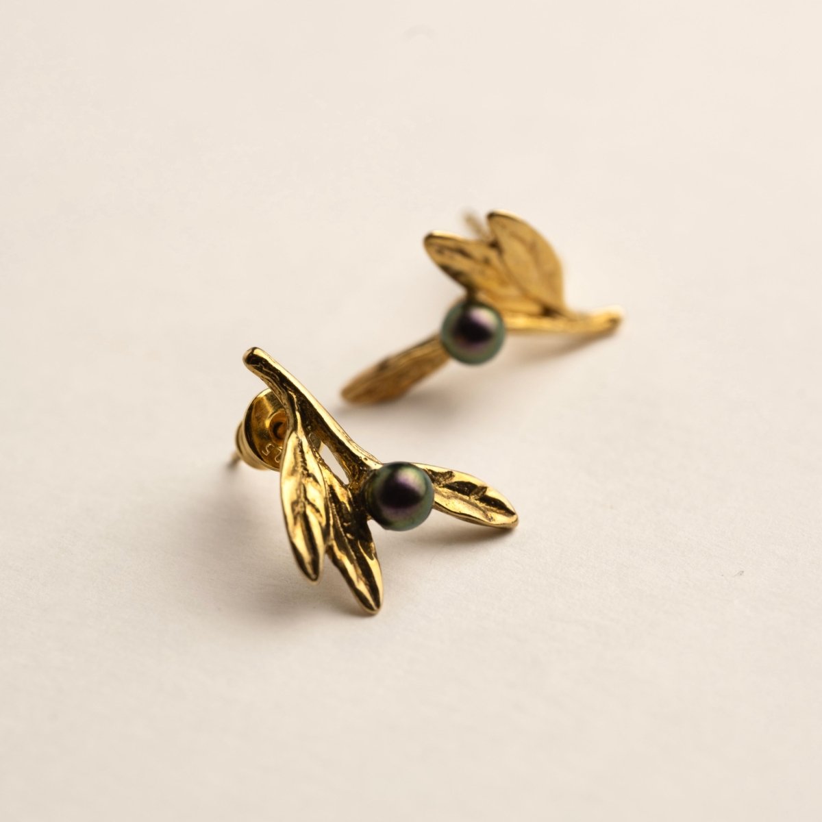 Olive Branch earring - Macabre Gadgets