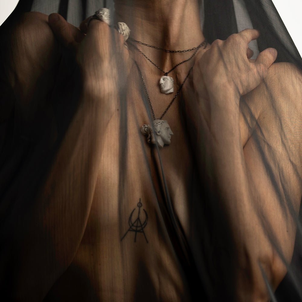 ACHILLES PENDANT - Macabre Gadgets Store