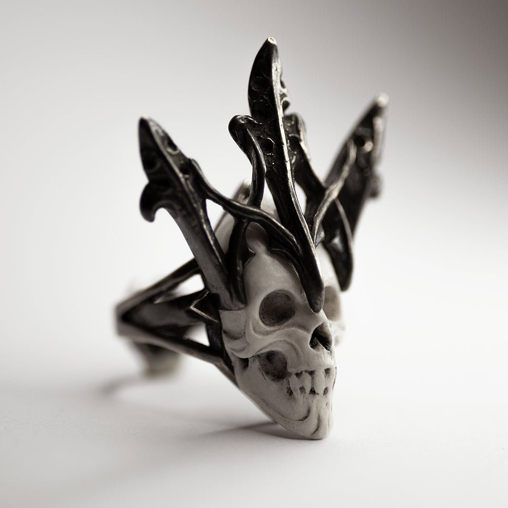 ARCHE CROWN RING - Macabre Gadgets Store