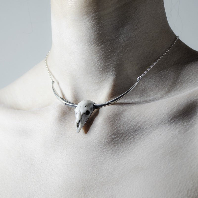 BOVI NECKLACE - Macabre Gadgets Store