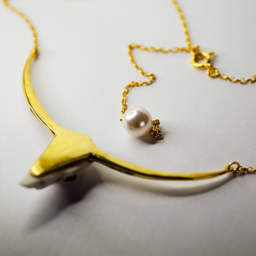 BOVI NECKLACE - Macabre Gadgets Store