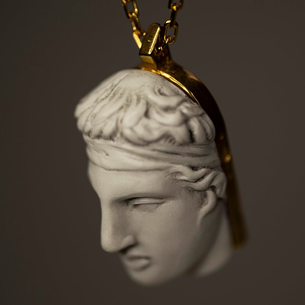 DIADUMENOS PENDANT - Macabre Gadgets Store