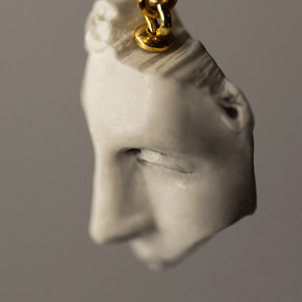 HELEN PENDANT - Macabre Gadgets Store