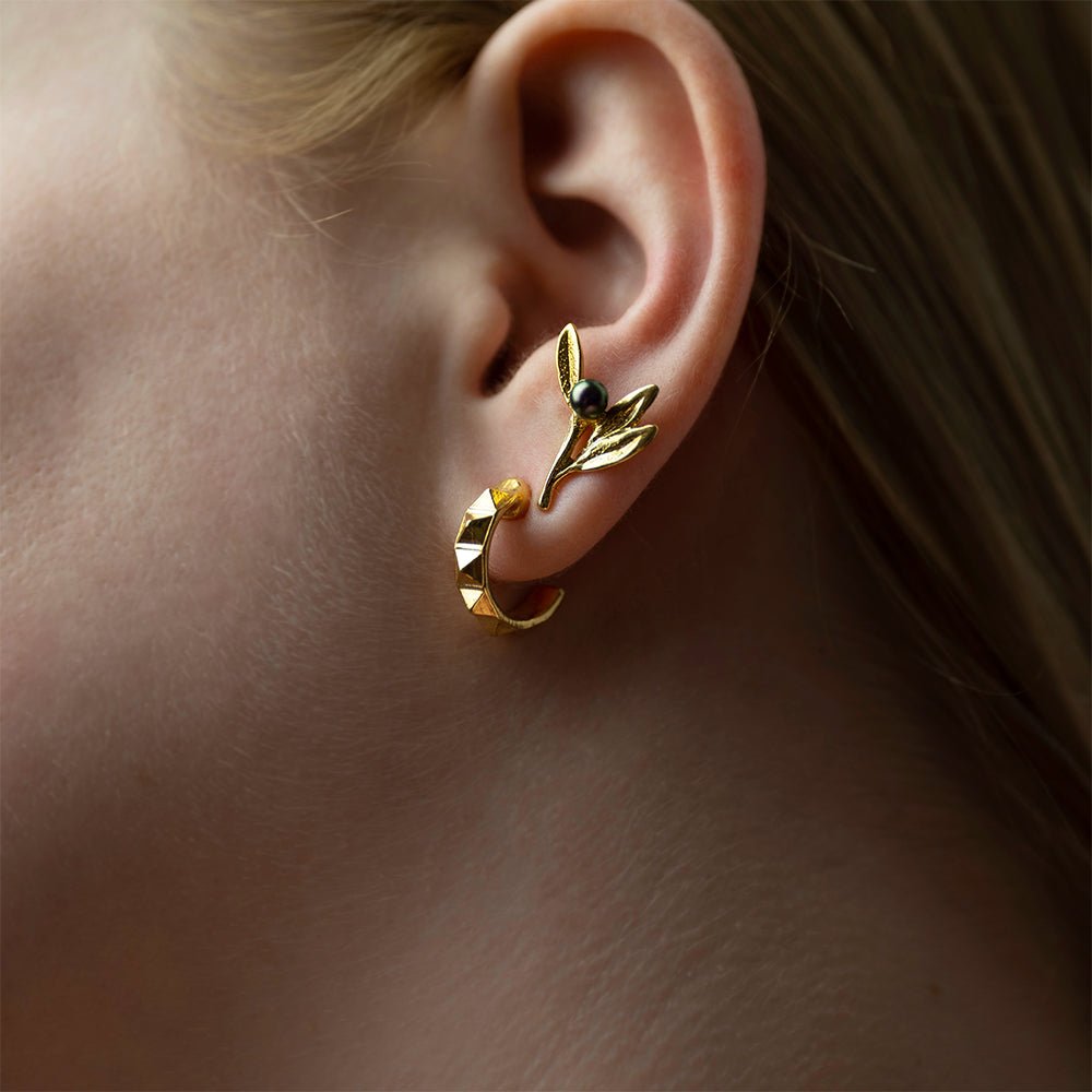 OLIVE BRANCH EARRING - Macabre Gadgets Store