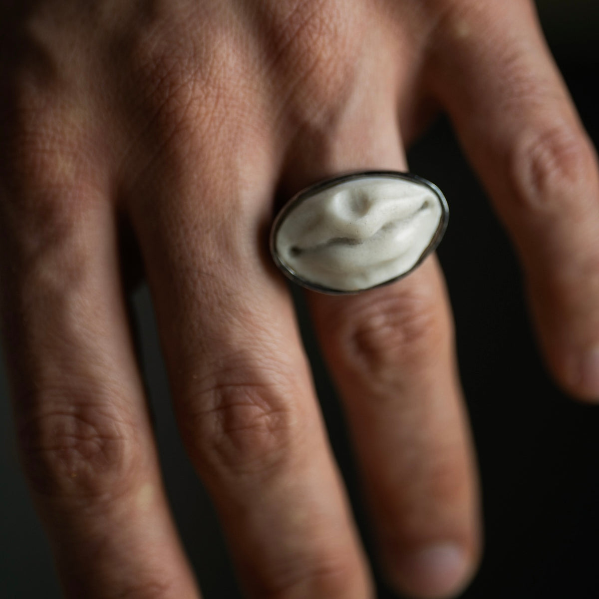 Marble Lips ring