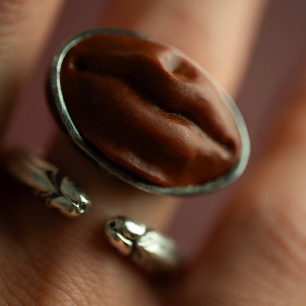 Marble Lips ring