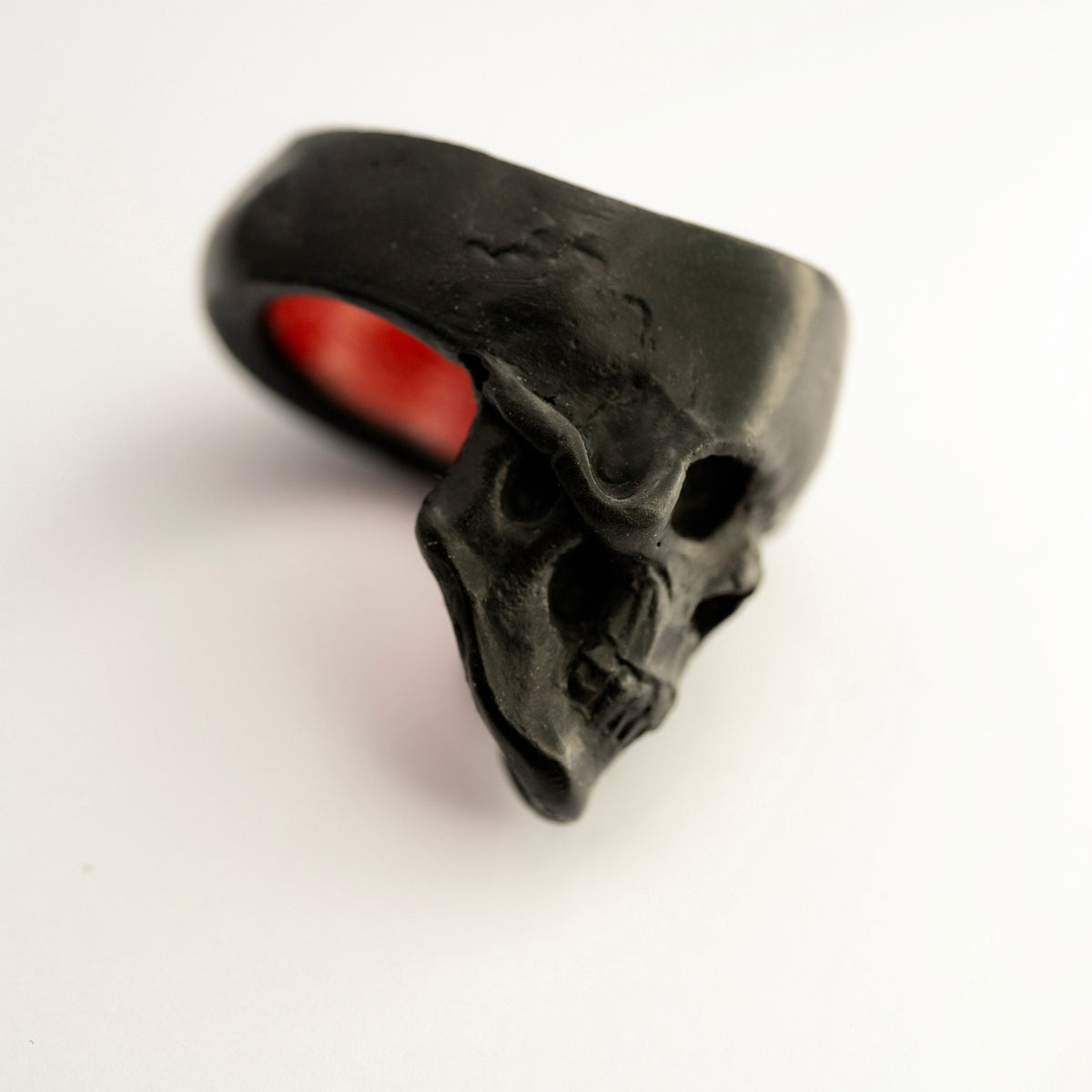 Lacquer Skull ring