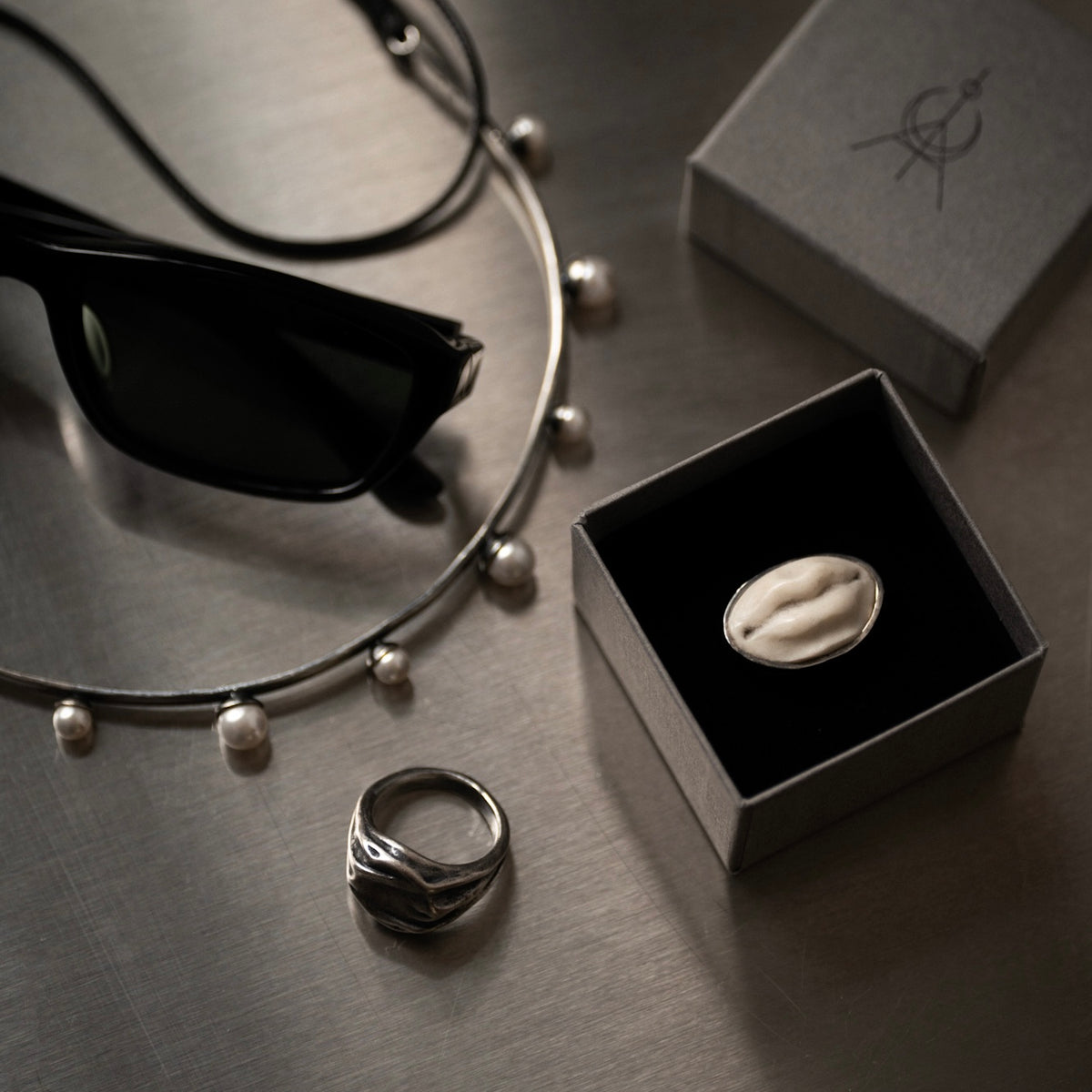 Marble Lips ring