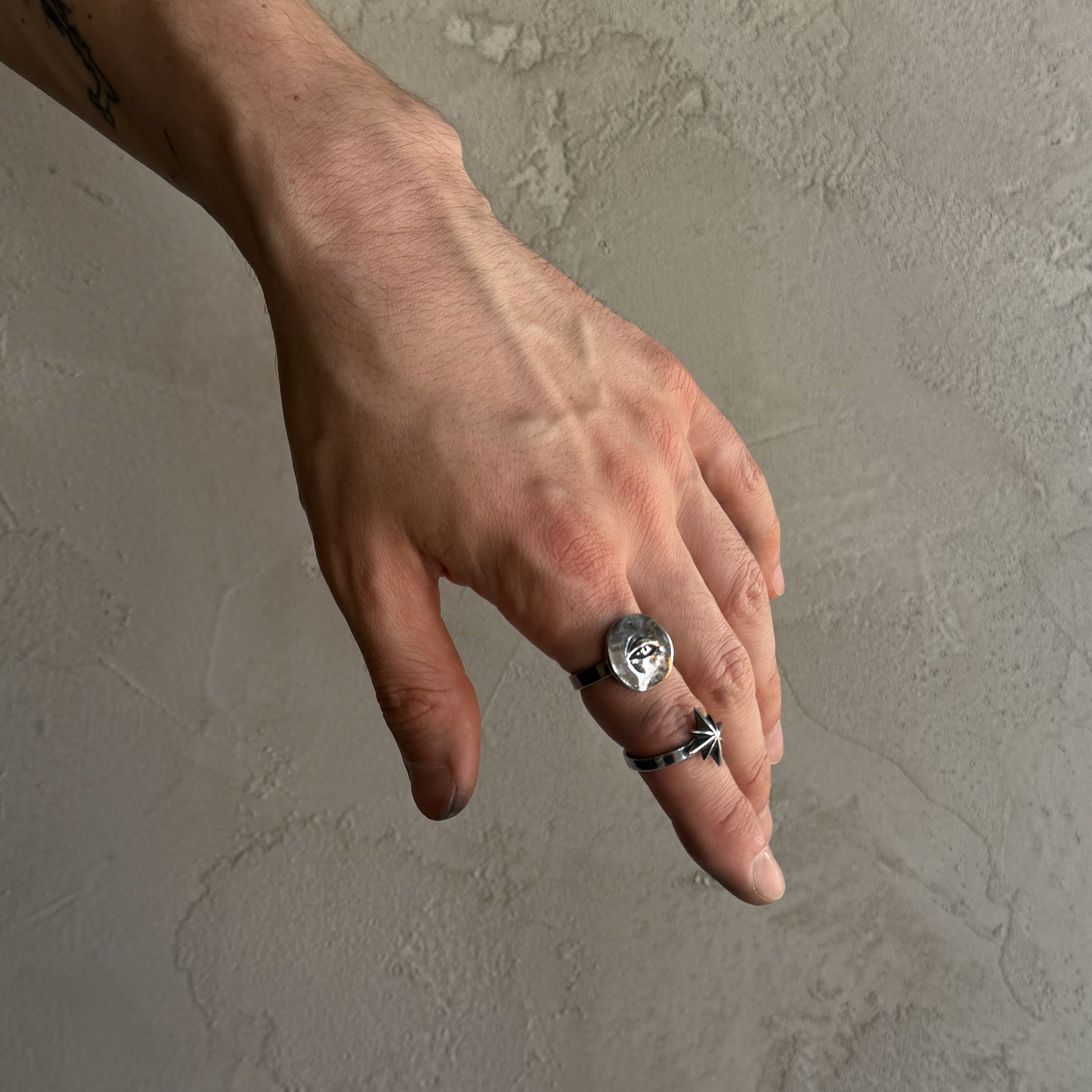Oculus ring