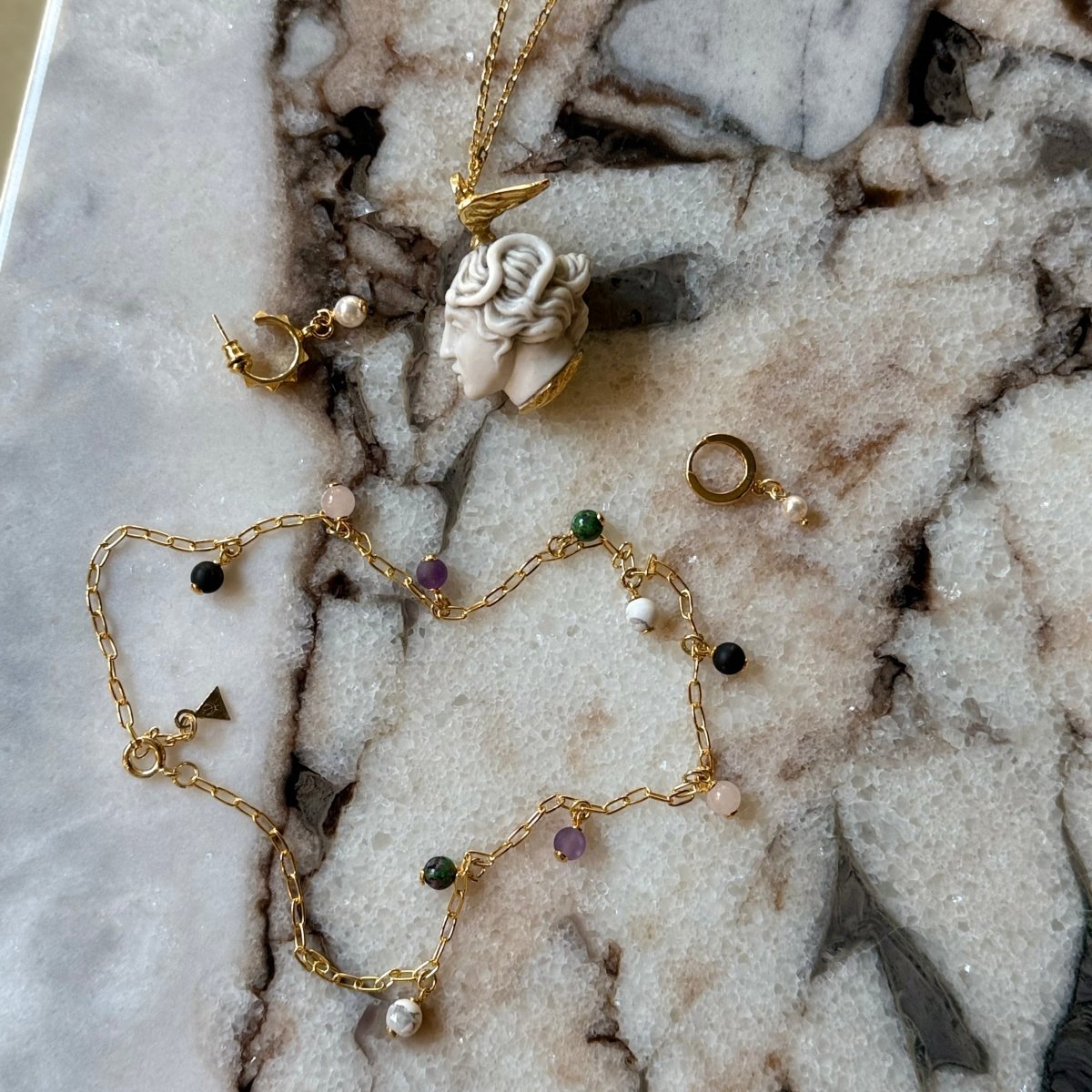 Ancient beads necklace - Macabre Gadgets