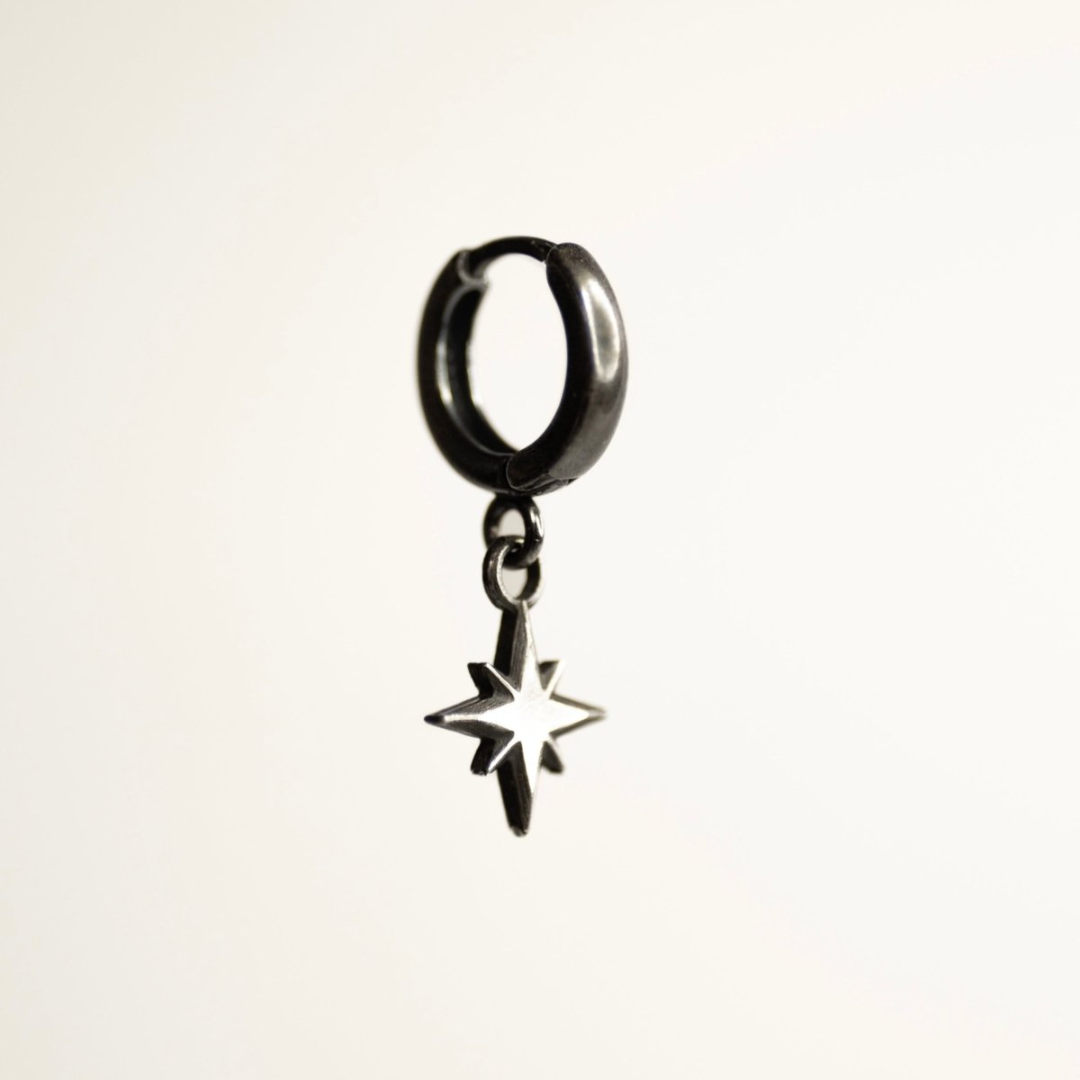 Asteria earring - Macabre Gadgets
