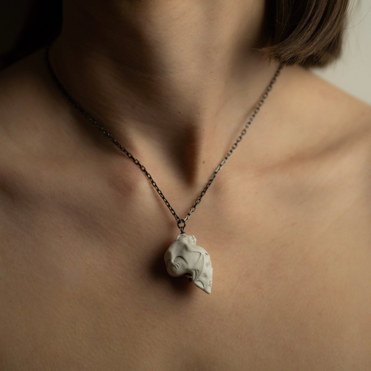 Bat pendant - Macabre Gadgets