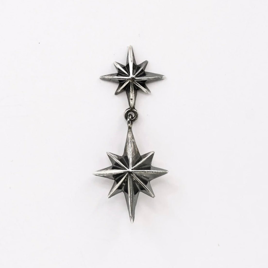 Castor & Pollux earring - Macabre Gadgets
