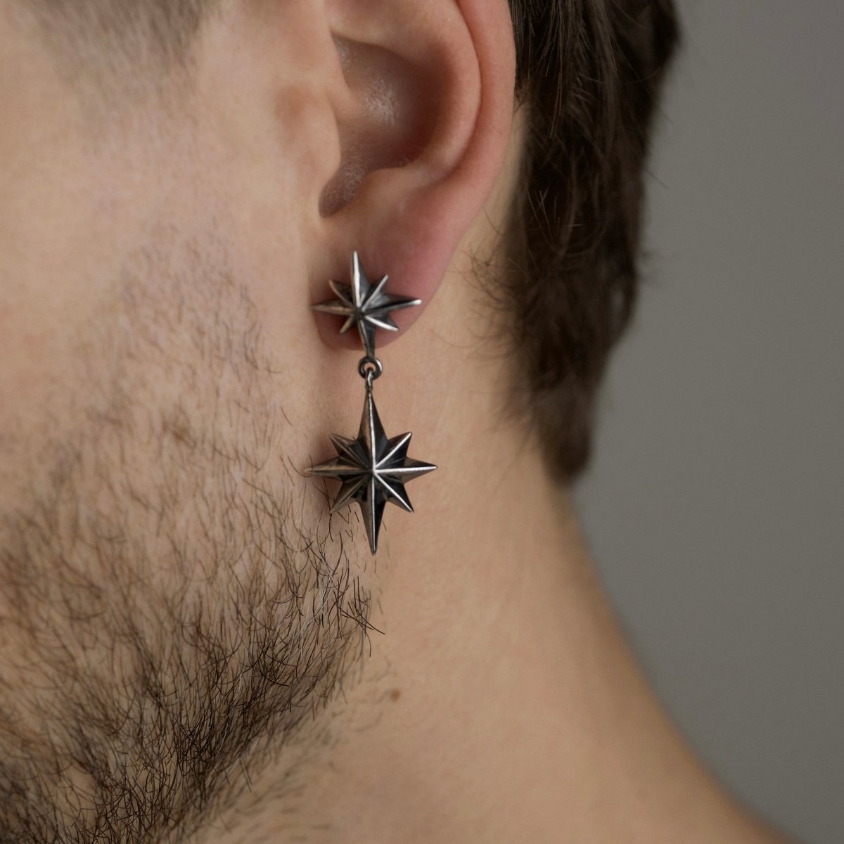 Castor & Pollux earring - Macabre Gadgets