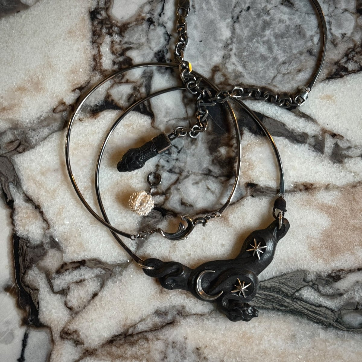 Cloud earring - Macabre Gadgets