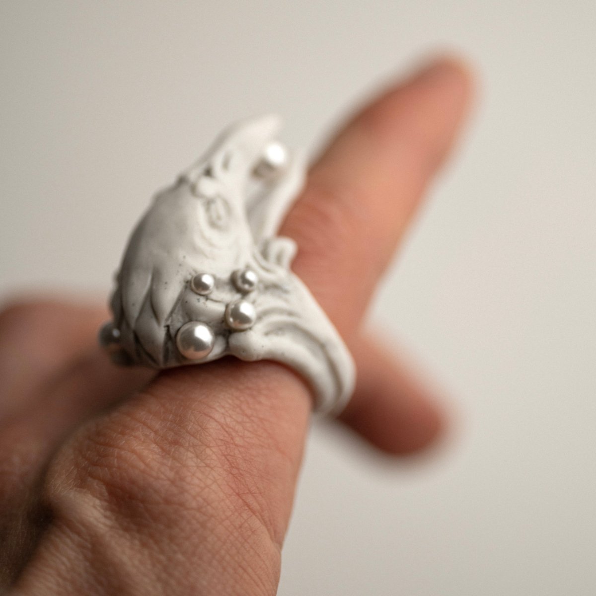 Corvus ring - Macabre Gadgets