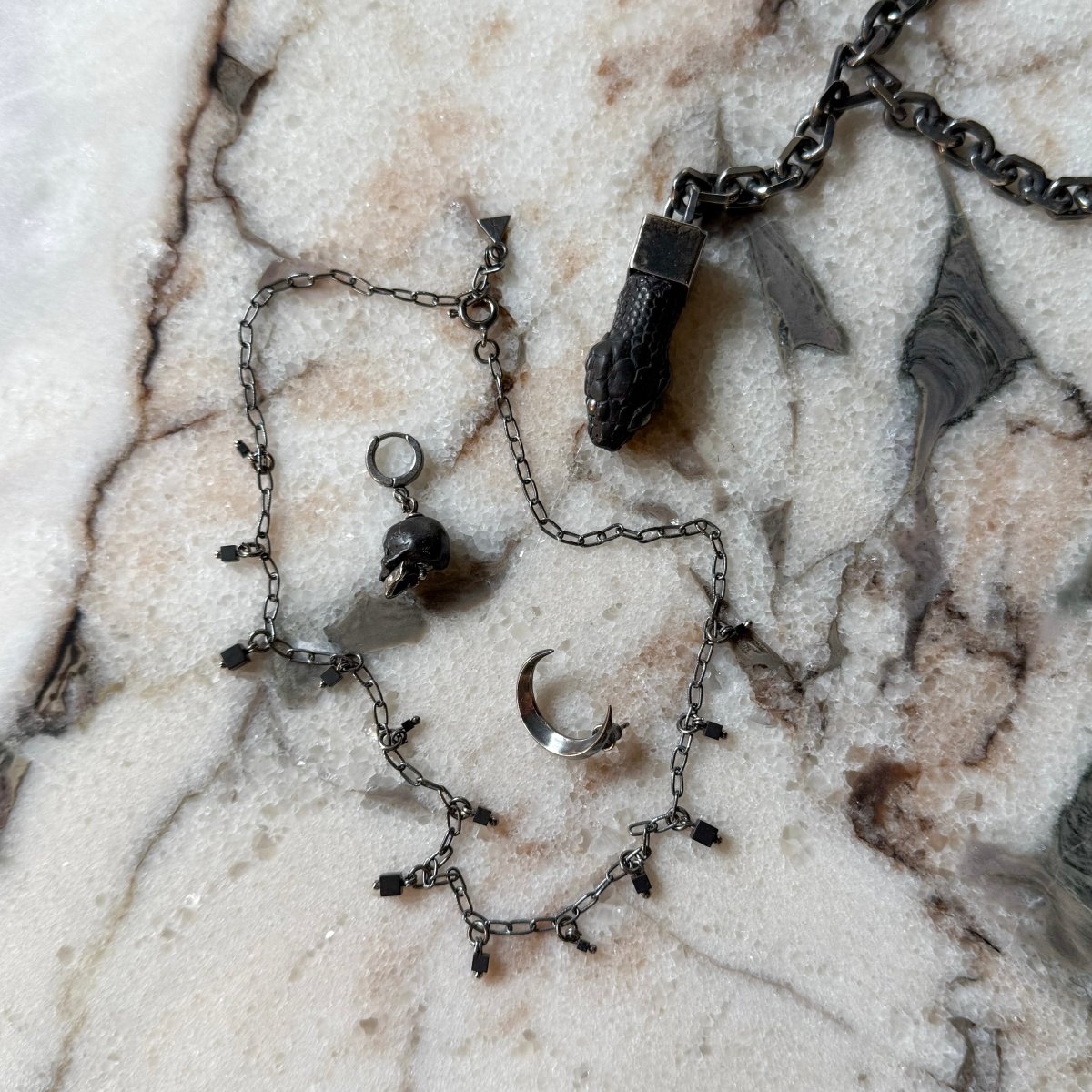 Mosaic necklace - Macabre Gadgets