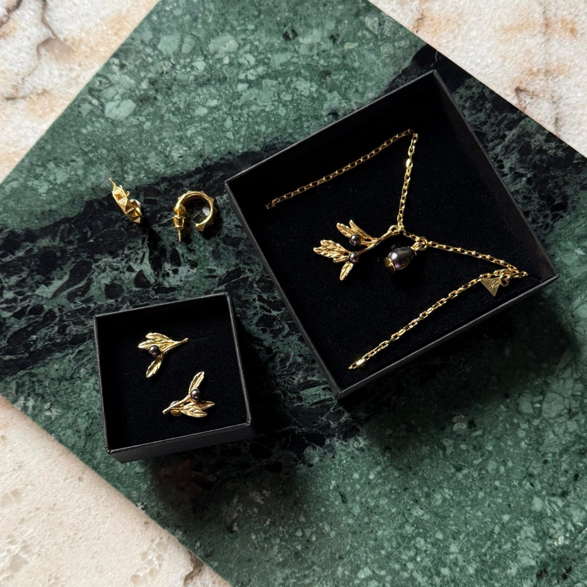 Olive Branch earring - Macabre Gadgets