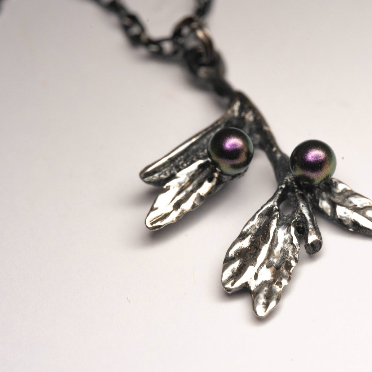 Olive Branch pendant - Macabre Gadgets