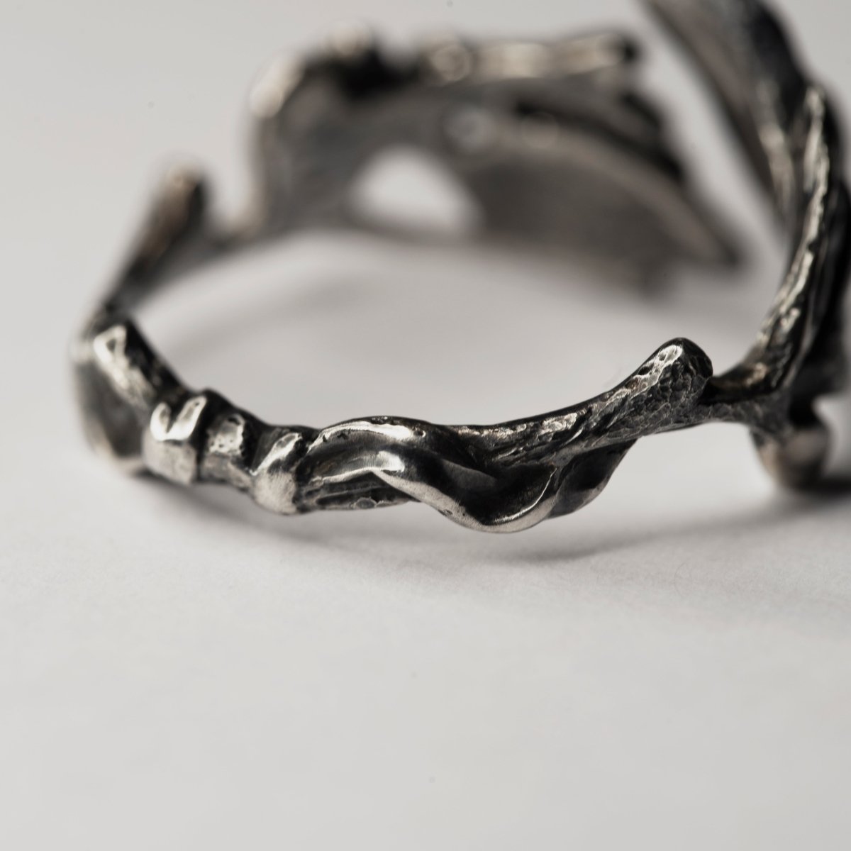 Olive Branch ring - Macabre Gadgets