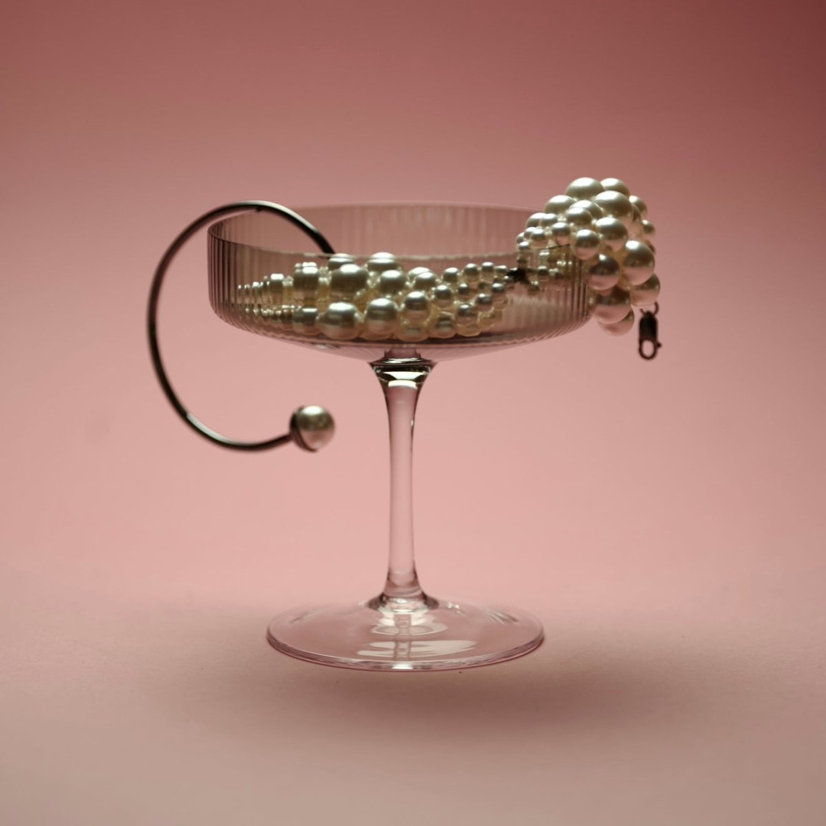 Pearl cuff bracelet - Macabre Gadgets