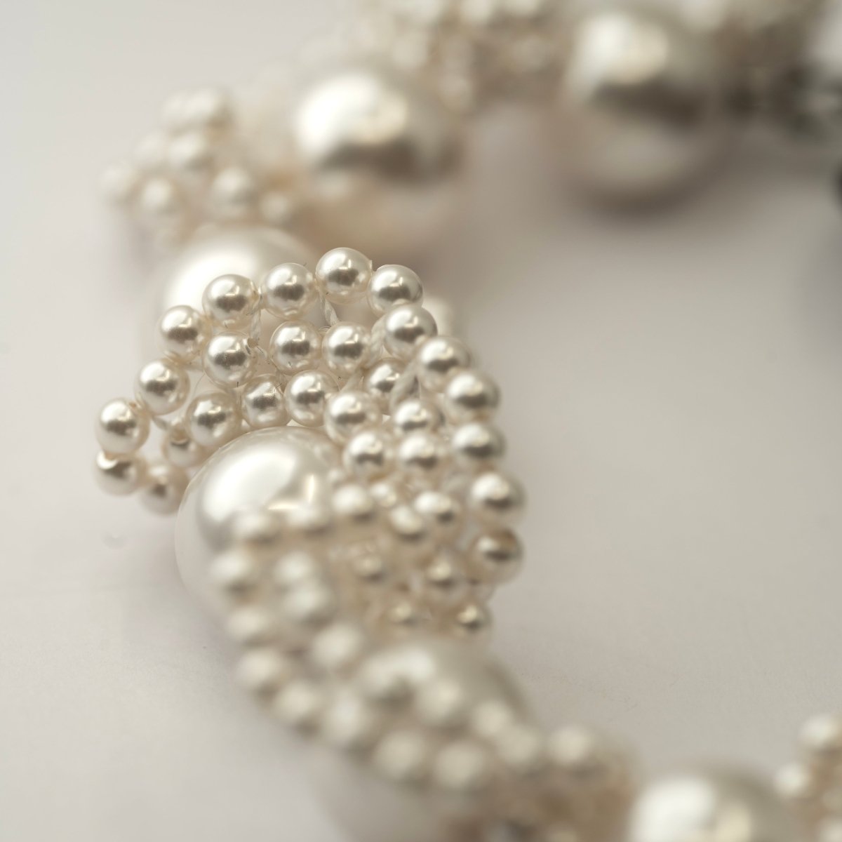 Pearl Lace bracelet - Macabre Gadgets