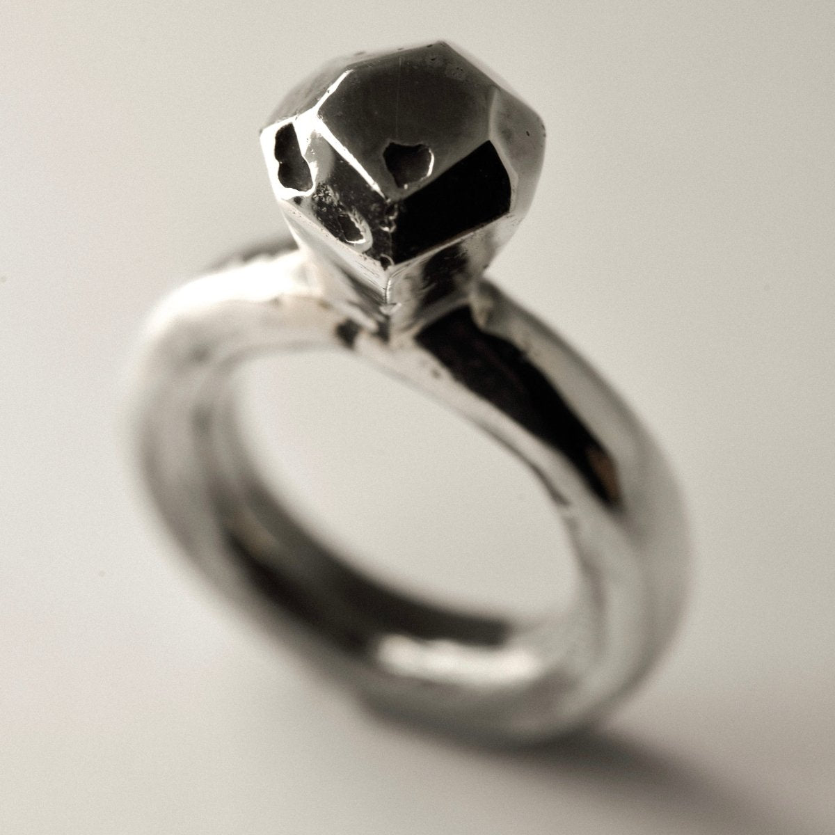 Princess ring - Macabre Gadgets