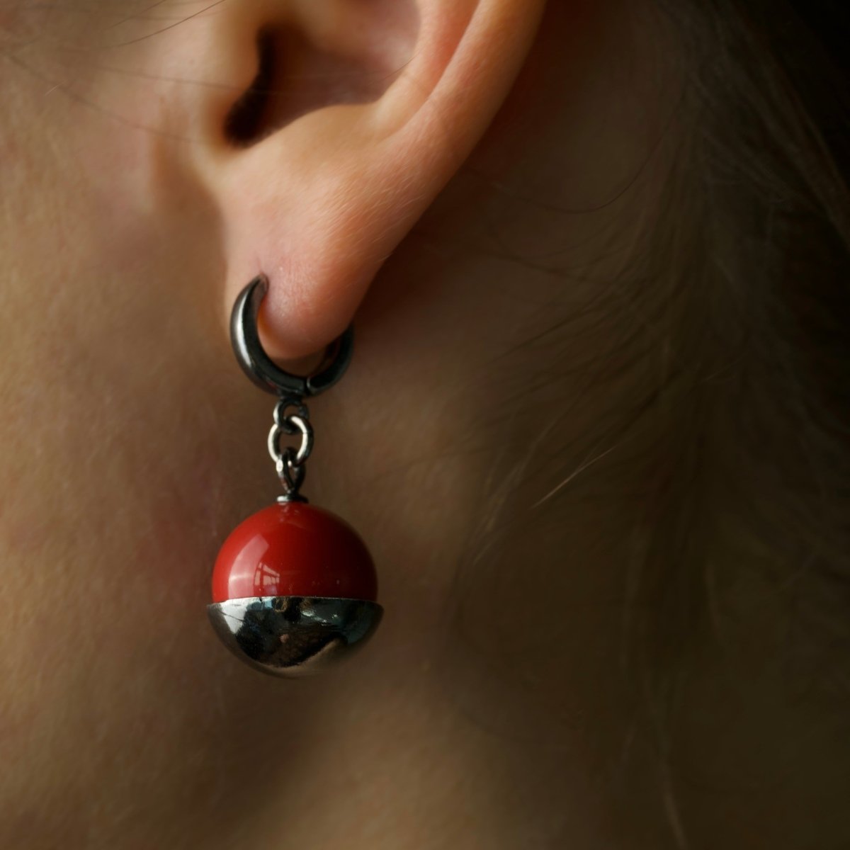 Red Bead earring - Macabre Gadgets