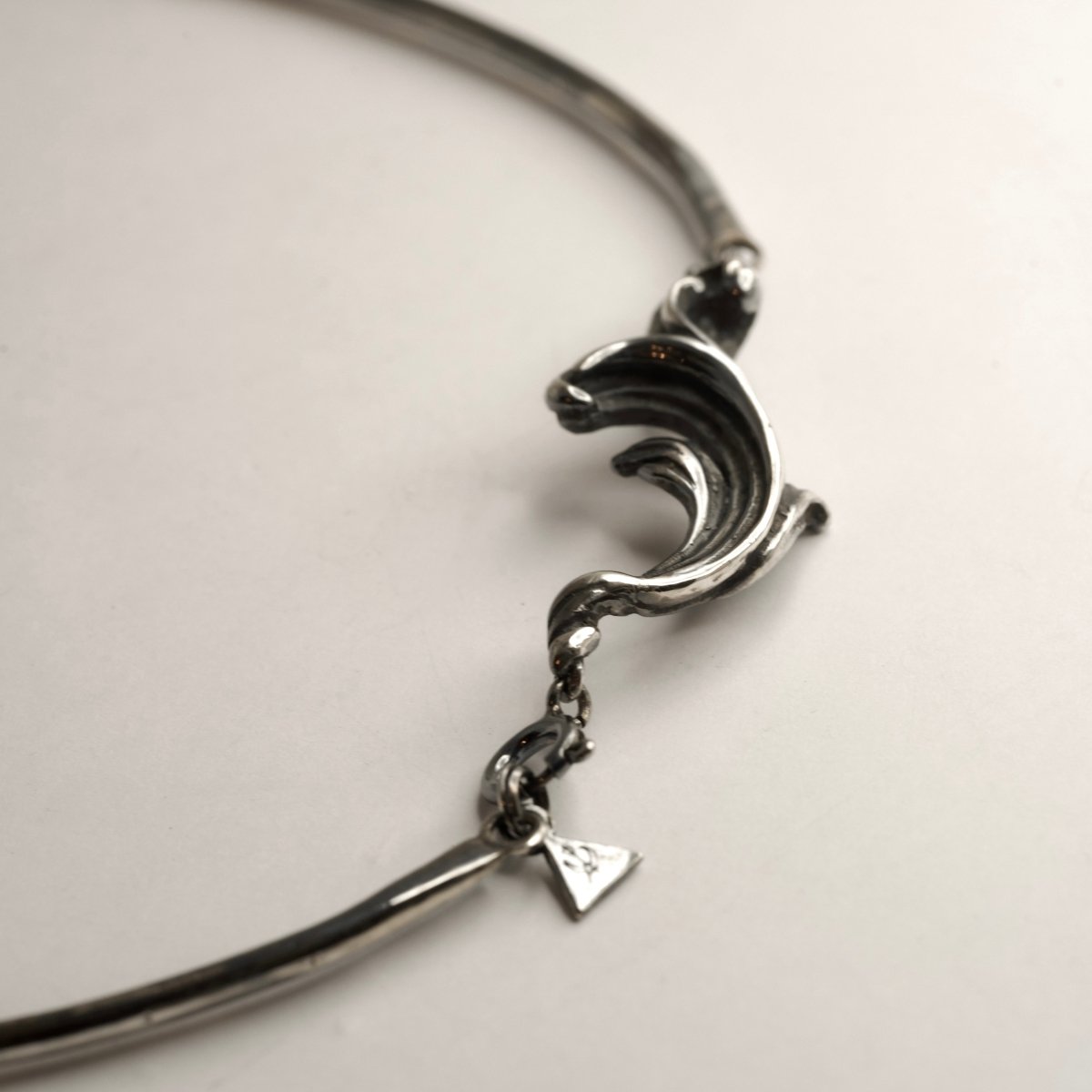 Rocaille necklace - Macabre Gadgets