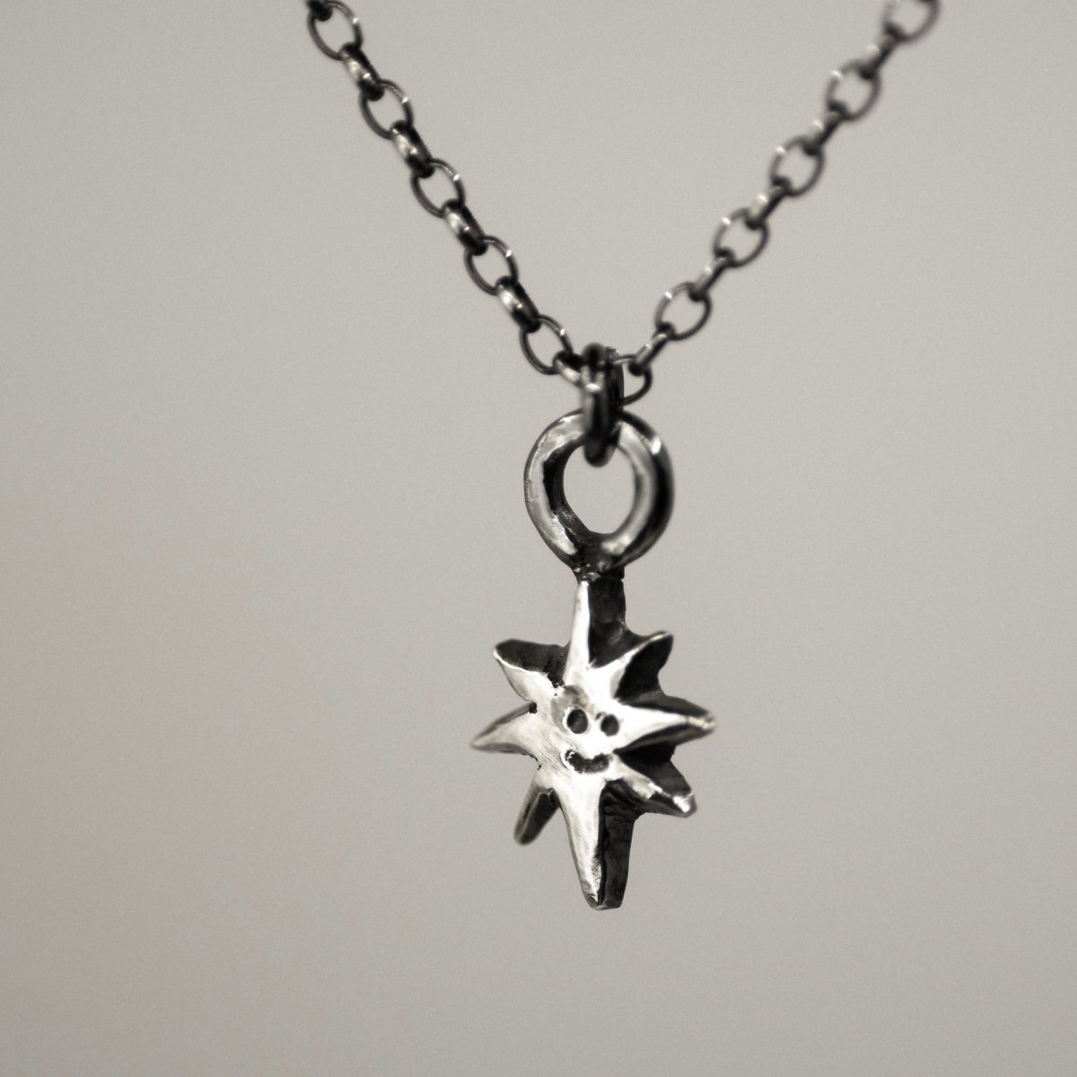 Smiling Star Mini Pendant - Cute Silver Star Charm Necklace