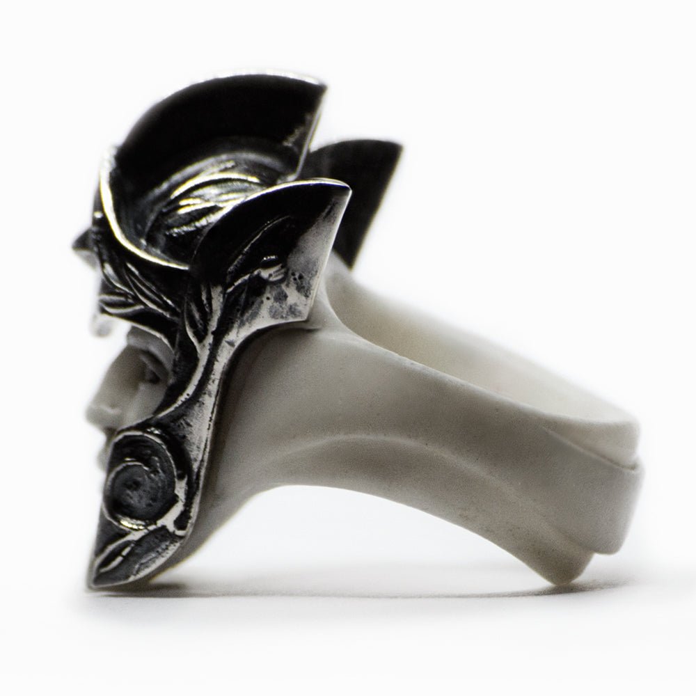 ACHILLE RING - Macabre Gadgets Store