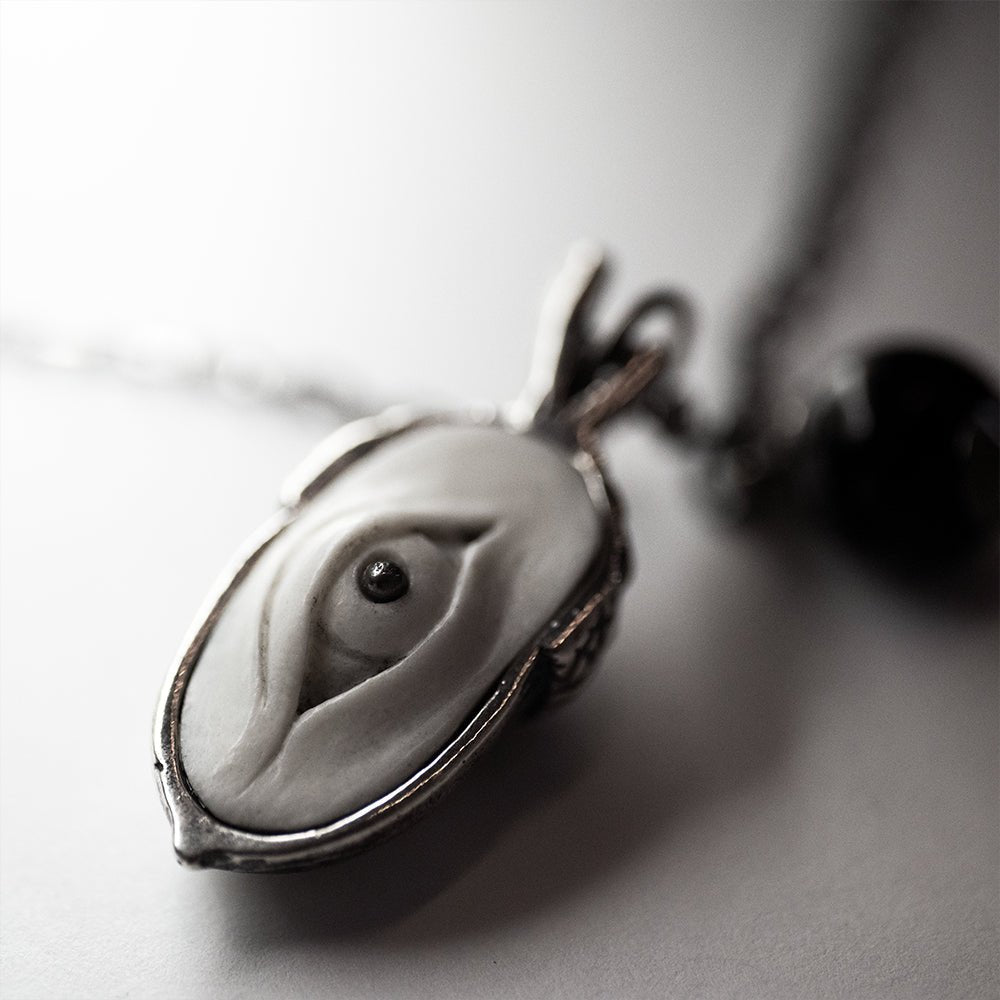 ACORN PENDANT - Macabre Gadgets Store