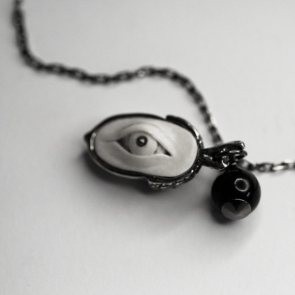 ACORN PENDANT - Macabre Gadgets Store