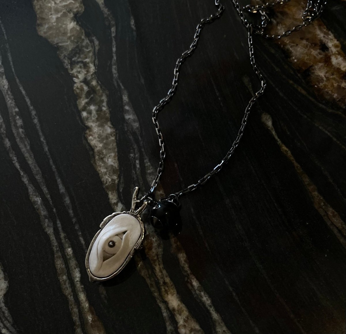 ACORN PENDANT - Macabre Gadgets Store