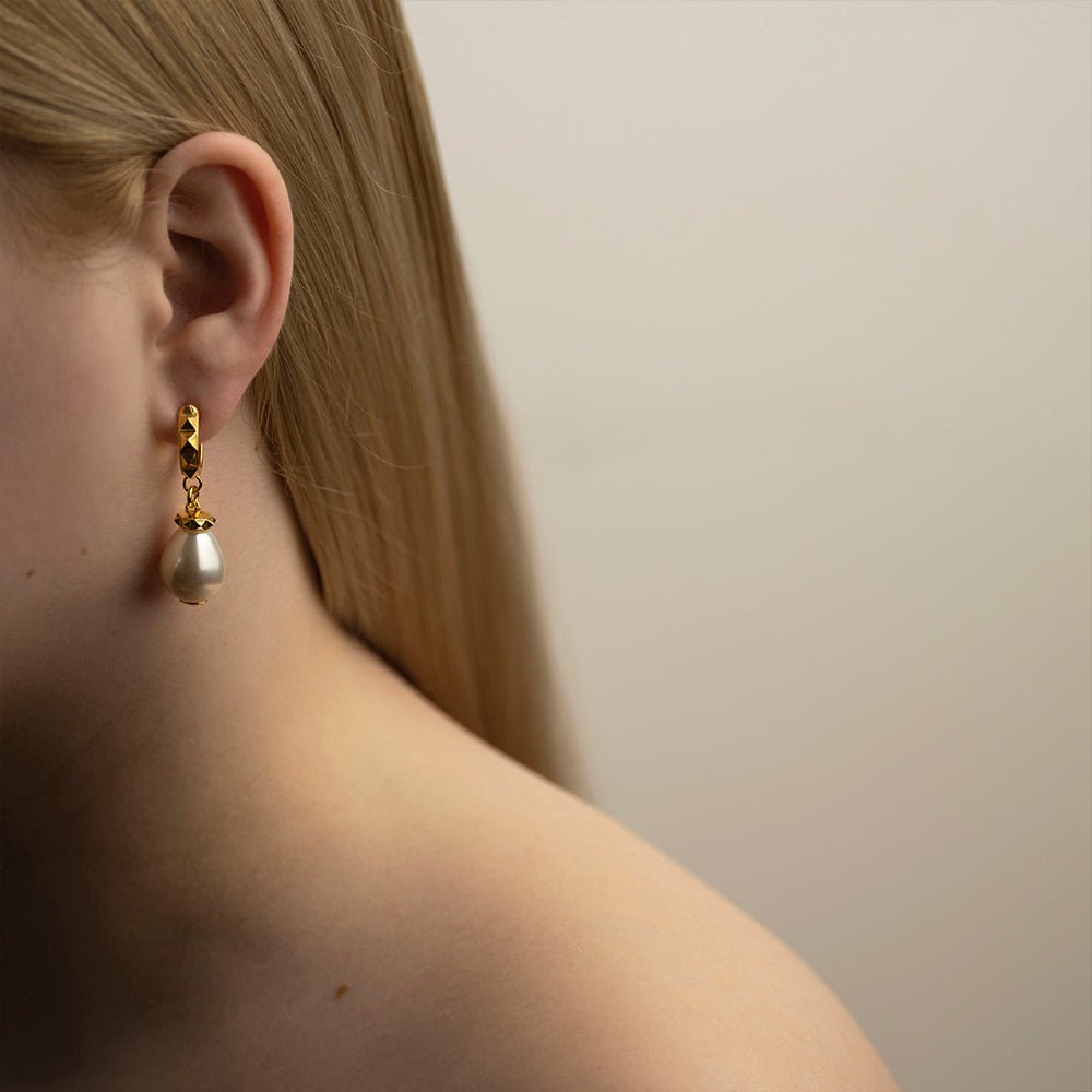 AEON EARRING - Macabre Gadgets Store