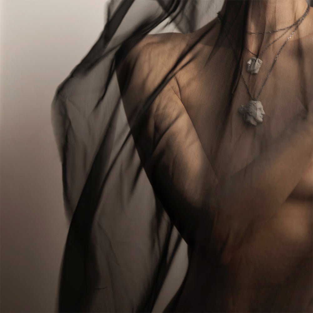 APHRODITE PENDANT - Macabre Gadgets Store
