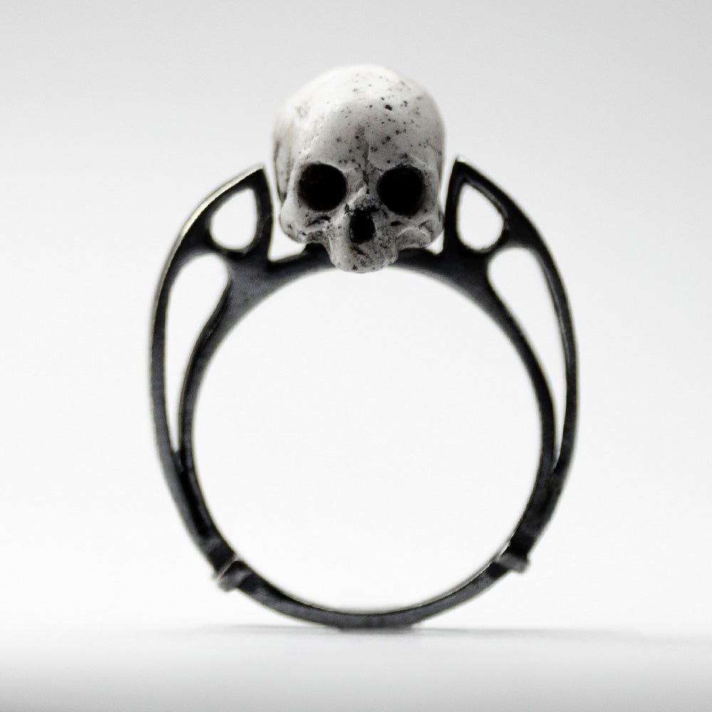 ARCHE SKULL RING - Macabre Gadgets Store