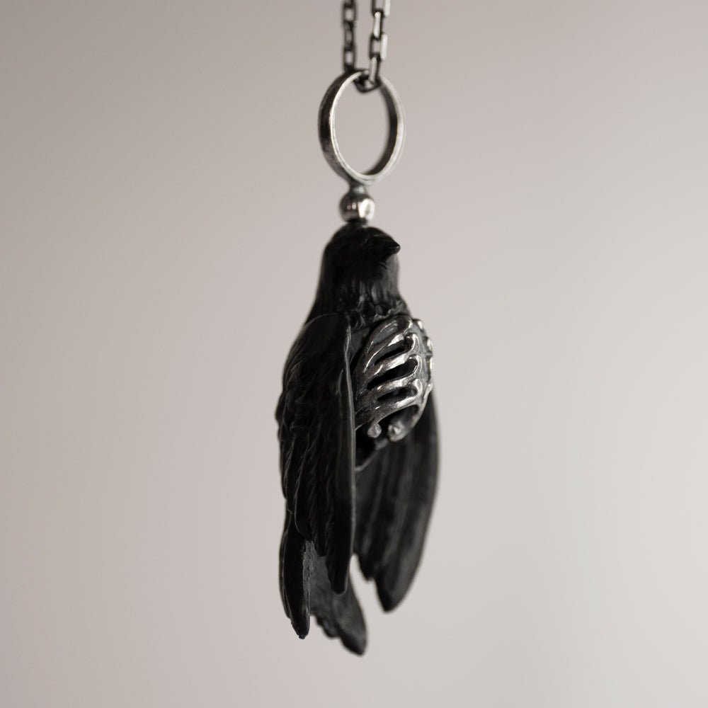 AVIS AETERNA PENDANT - BLACK - Macabre Gadgets Store