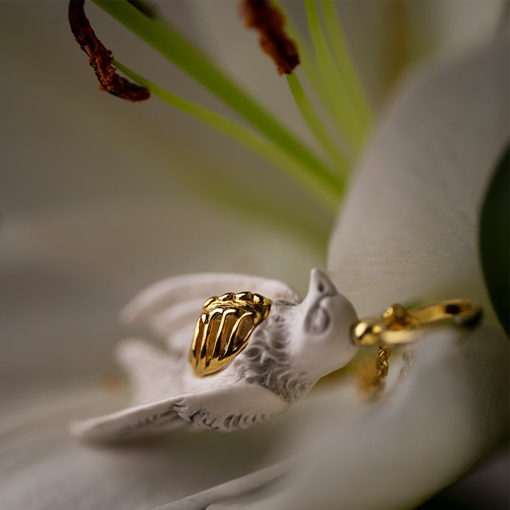 AVIS AETERNA PENDANT - WHITE - Macabre Gadgets Store