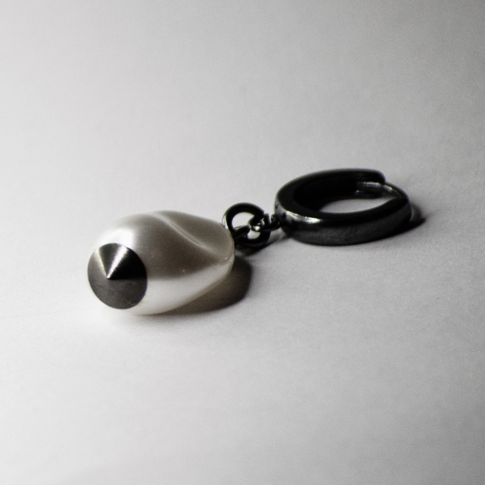 BAROQUE PEARL DROP EARRING - Macabre Gadgets Store