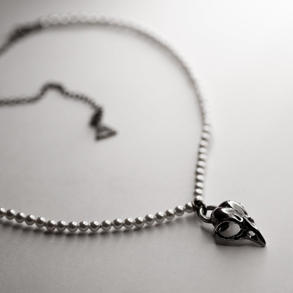 BIRD SKULL CHOKER - Macabre Gadgets Store