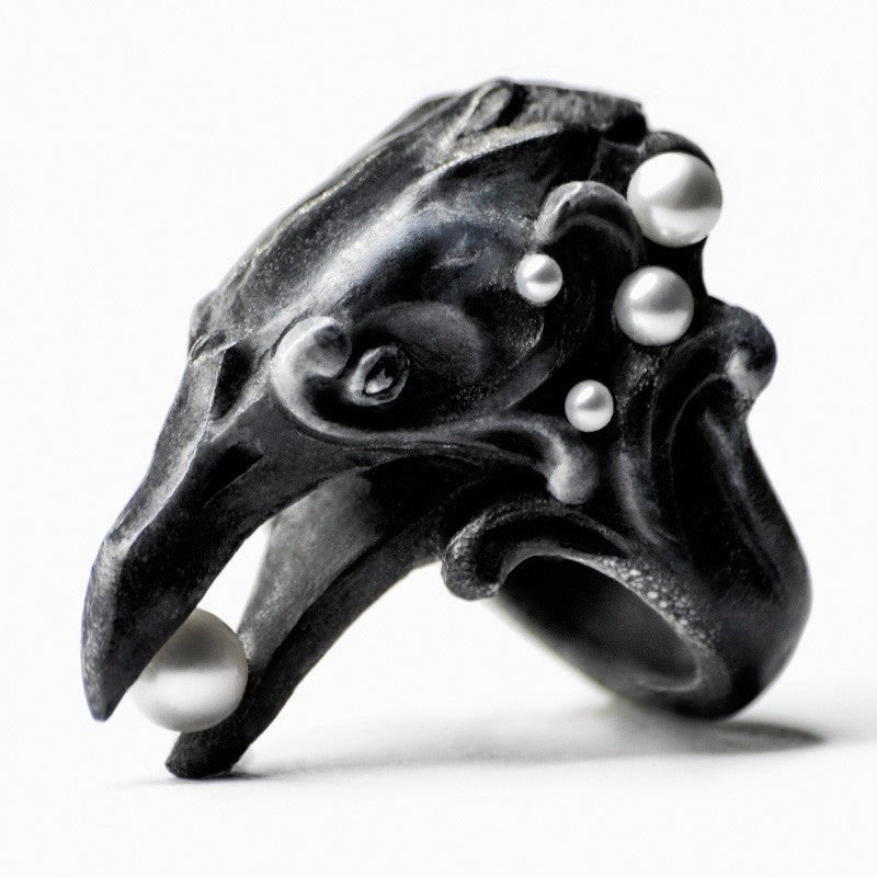 Black licorne ring - Macabre Gadgets