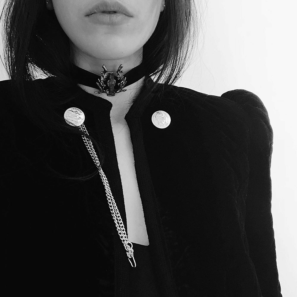 BLACK LYRE CHOKER - Macabre Gadgets Store