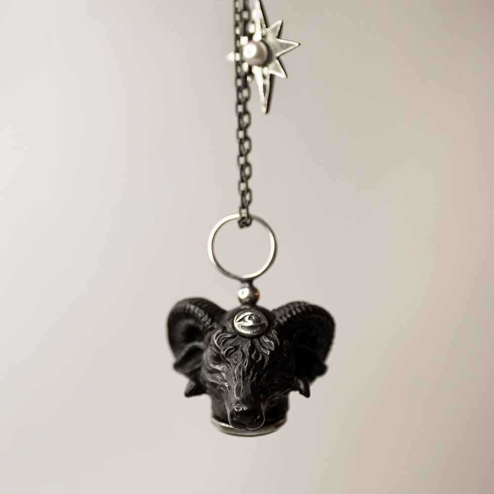 BLACK RAM PENDANT - Macabre Gadgets Store