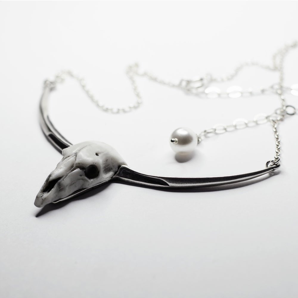 BOVI NECKLACE - Macabre Gadgets Store