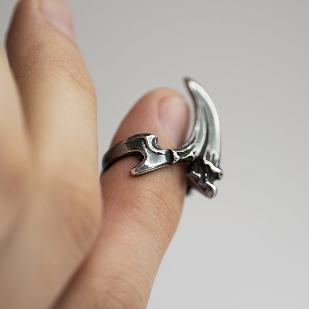 CLAW PHALANX RING - Macabre Gadgets Store