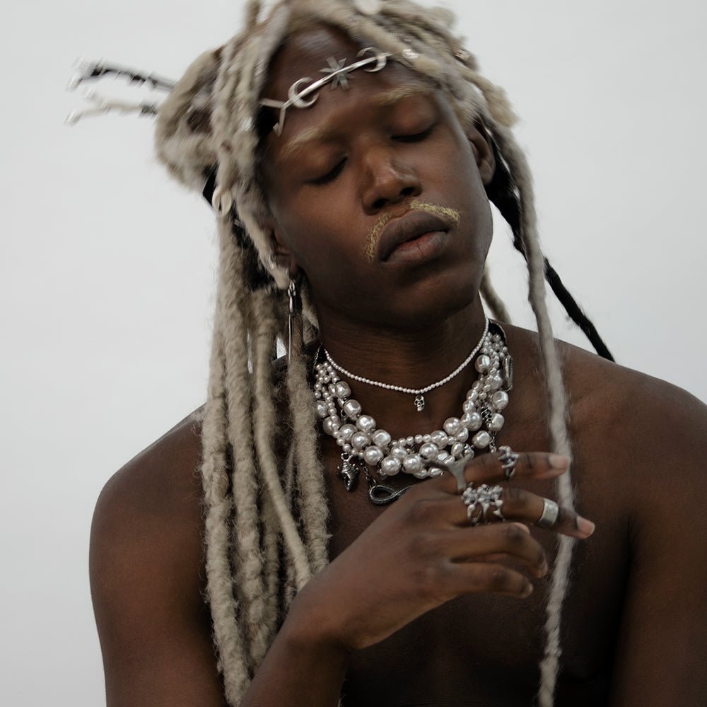 CRANIUM CHOKER - Macabre Gadgets Store