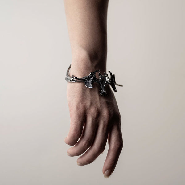 crest-bracelet-130257_grande.