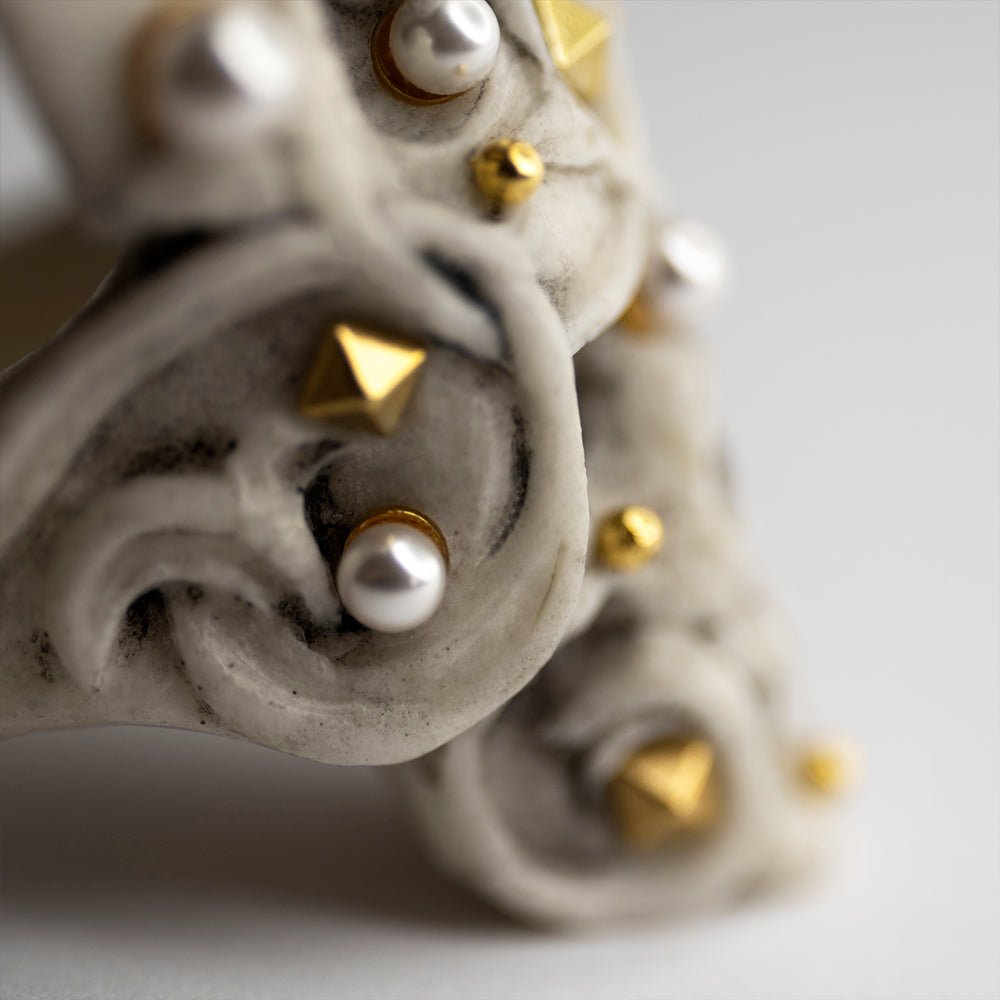 CROWN SKULL RING - Macabre Gadgets Store