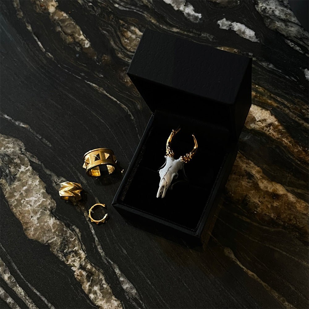 DOE RING - Macabre Gadgets Store